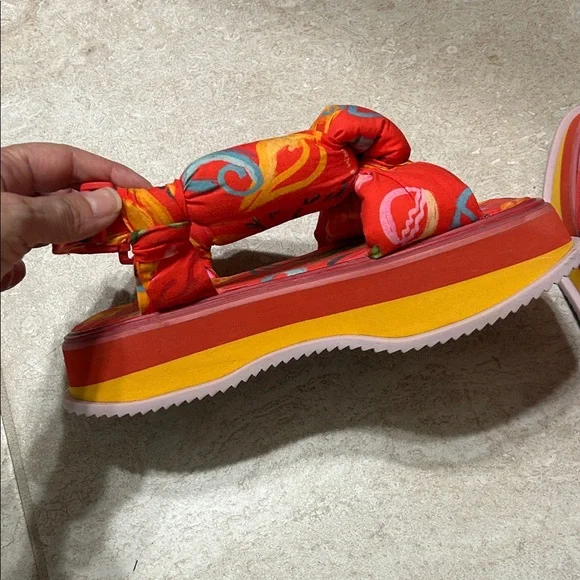 FARM Rio Red Tropical Multicolor Fabric Platform Sandals with Adjustable Strap - Picture 4 of 9
